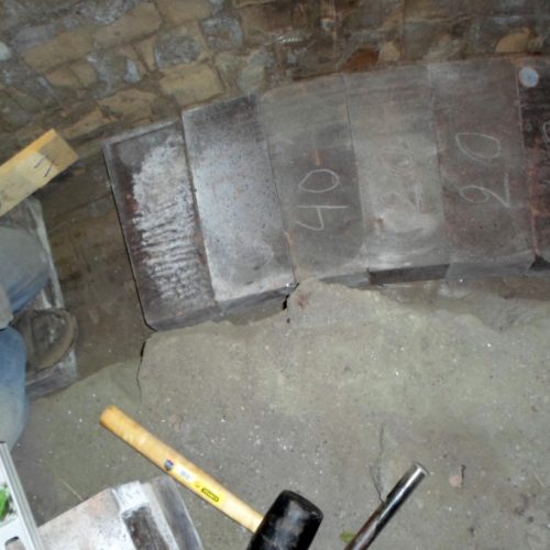 Demolición y Reconstrucción de Revestimiento Refractario Horno Ausmelt